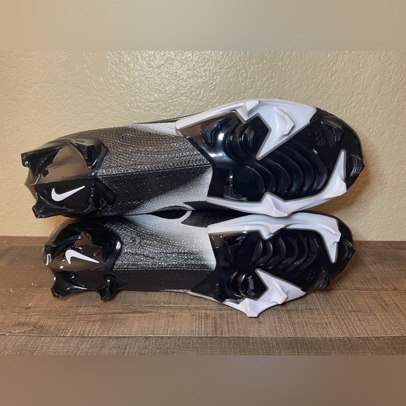 Nike Vapor Edge Elite 360 Flyknit Wide “Black White”
- Size 14 W Men. main image 4